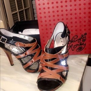 Naughty monkey /used